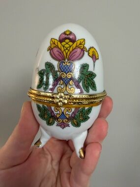 Vintage painted egg trinket box